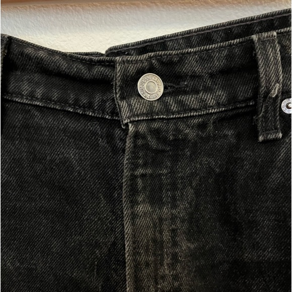 Vintage Levi’s Orange Tab 560 Black Denim Jean Shorts High Rise Waist 33 in - Picture 5 of 7